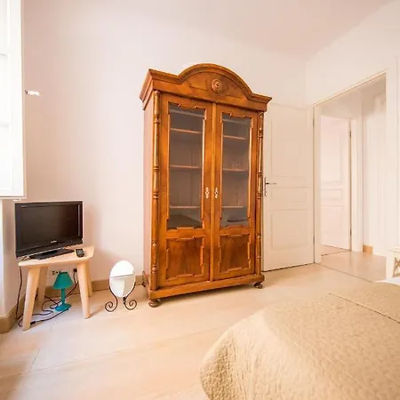 Pupica دوبروفينك